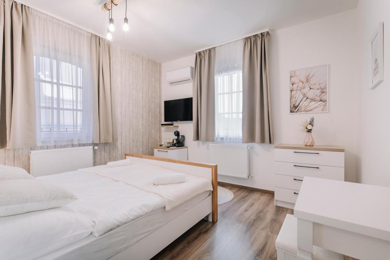 Soho Apartmanhaz 기오르 외부 사진