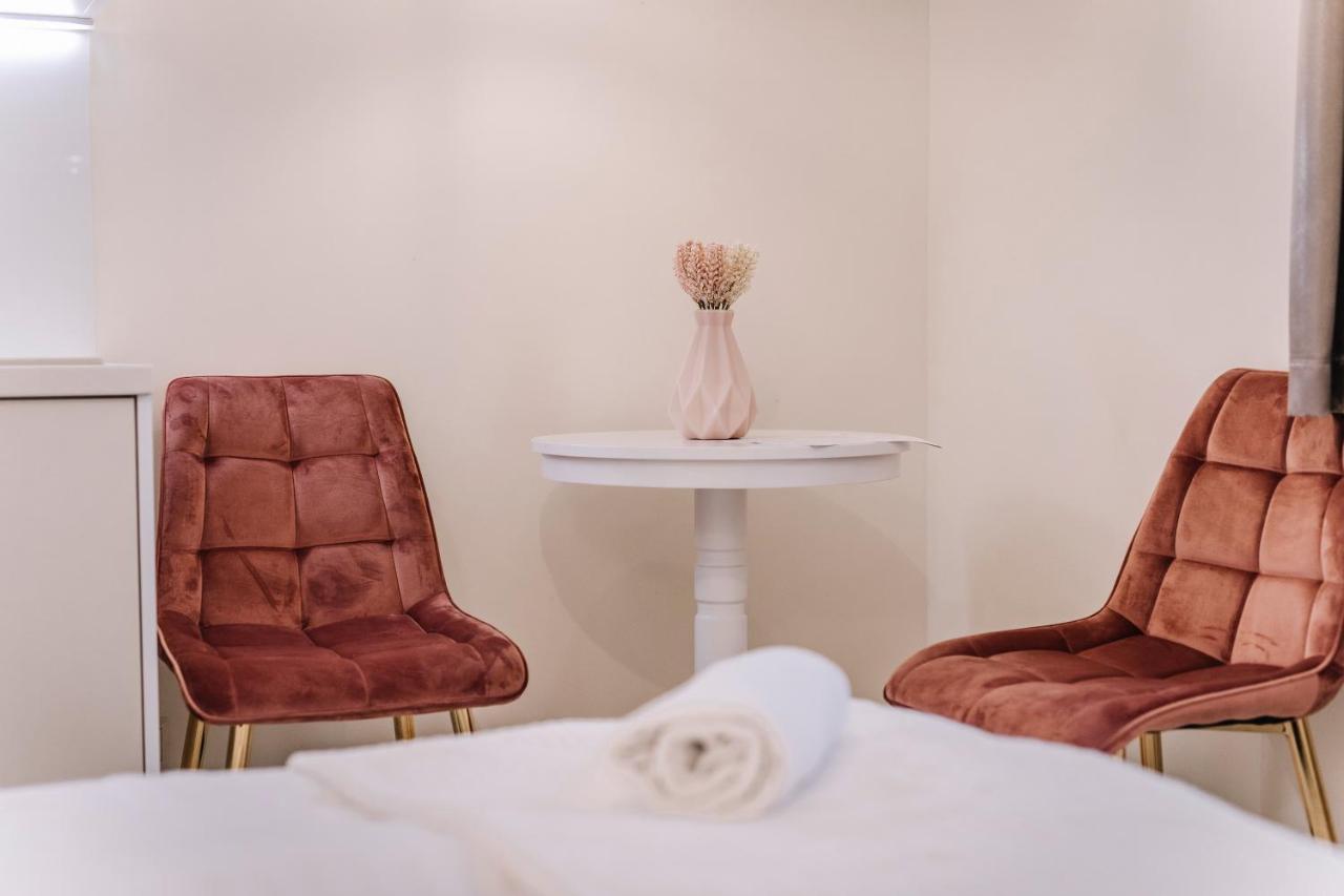 Soho Apartmanhaz 기오르 외부 사진