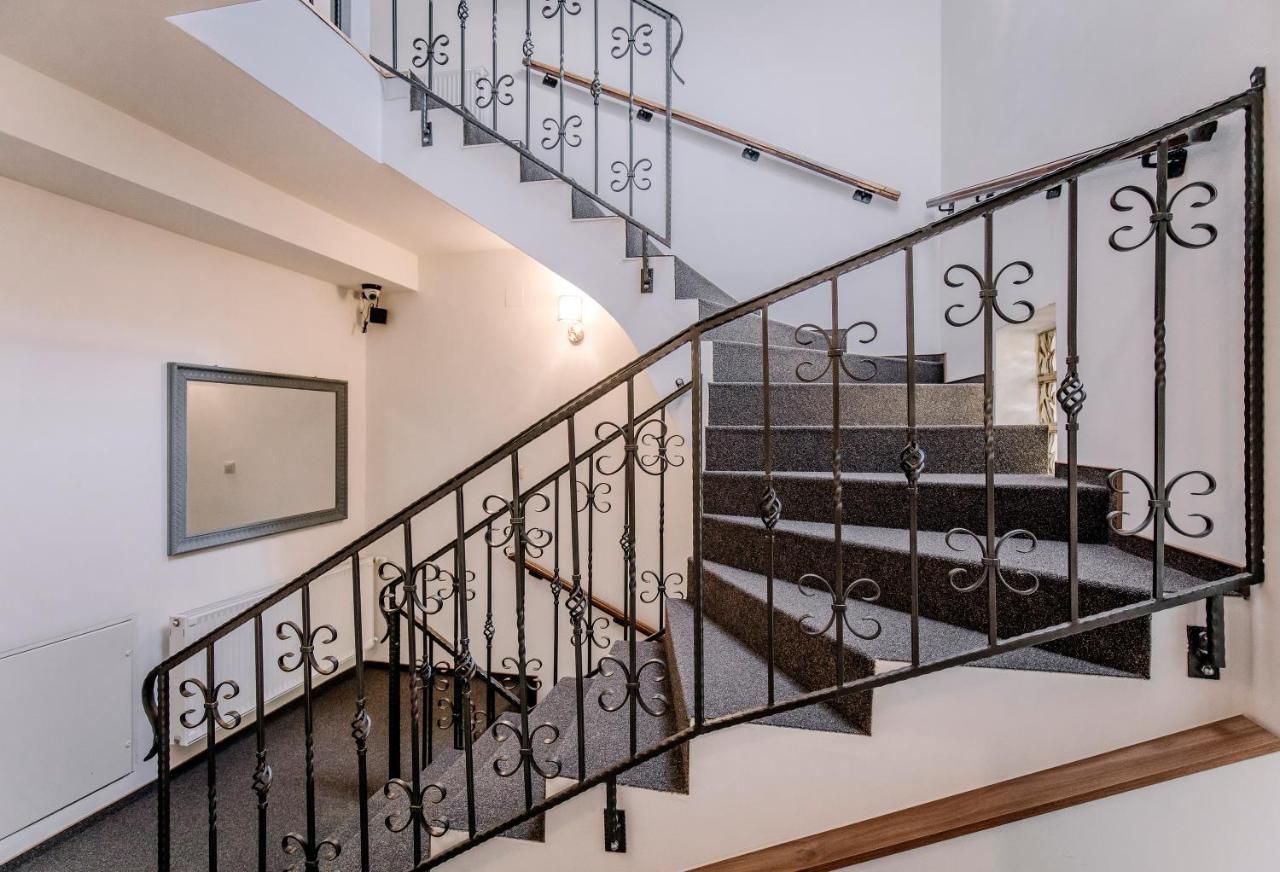 Soho Apartmanhaz 기오르 외부 사진